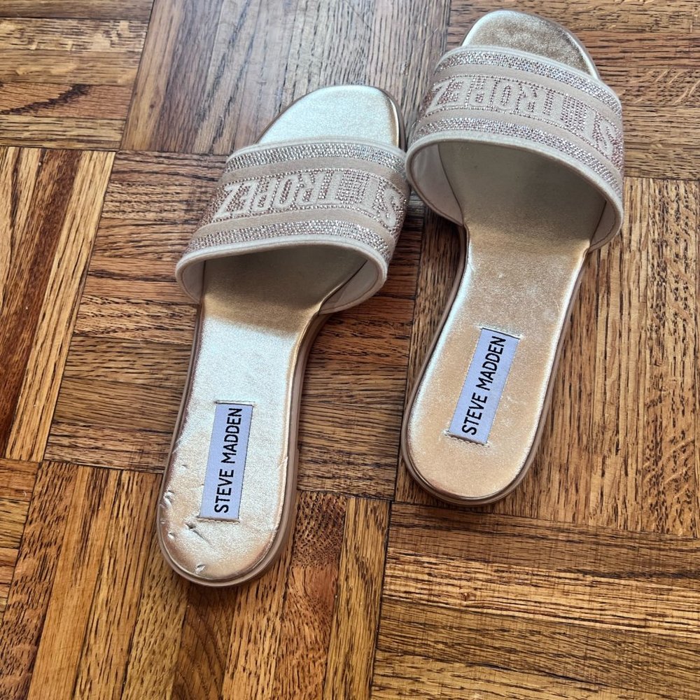 Steve Madden Gold slides